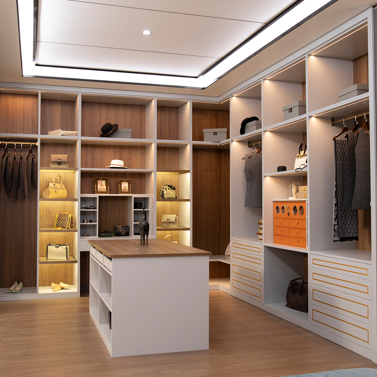 Grey Interior WPC Closet Solution Open Wardrobe